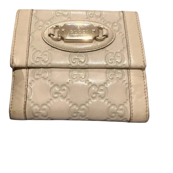 Gucci Cream Embossed Wallet - Picture 8 of 8